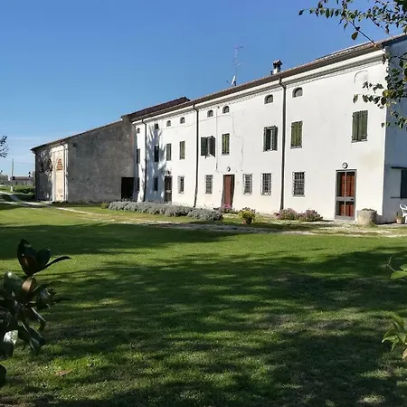 Corte Cascine Farm stay *